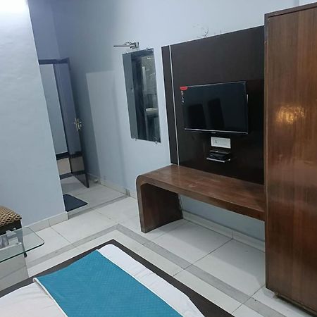 Hotel Krishna Residency Mahoba Bagian luar foto