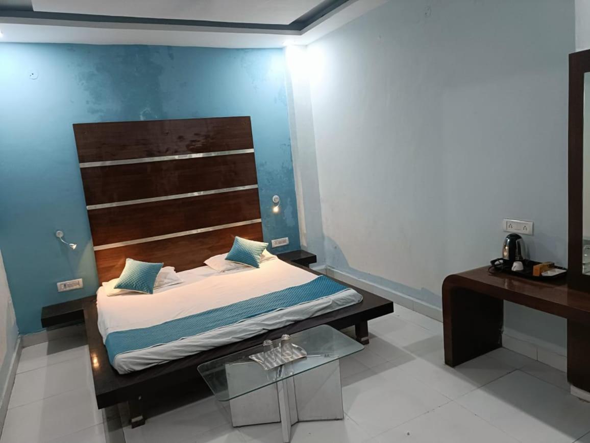 Hotel Krishna Residency Mahoba Bagian luar foto